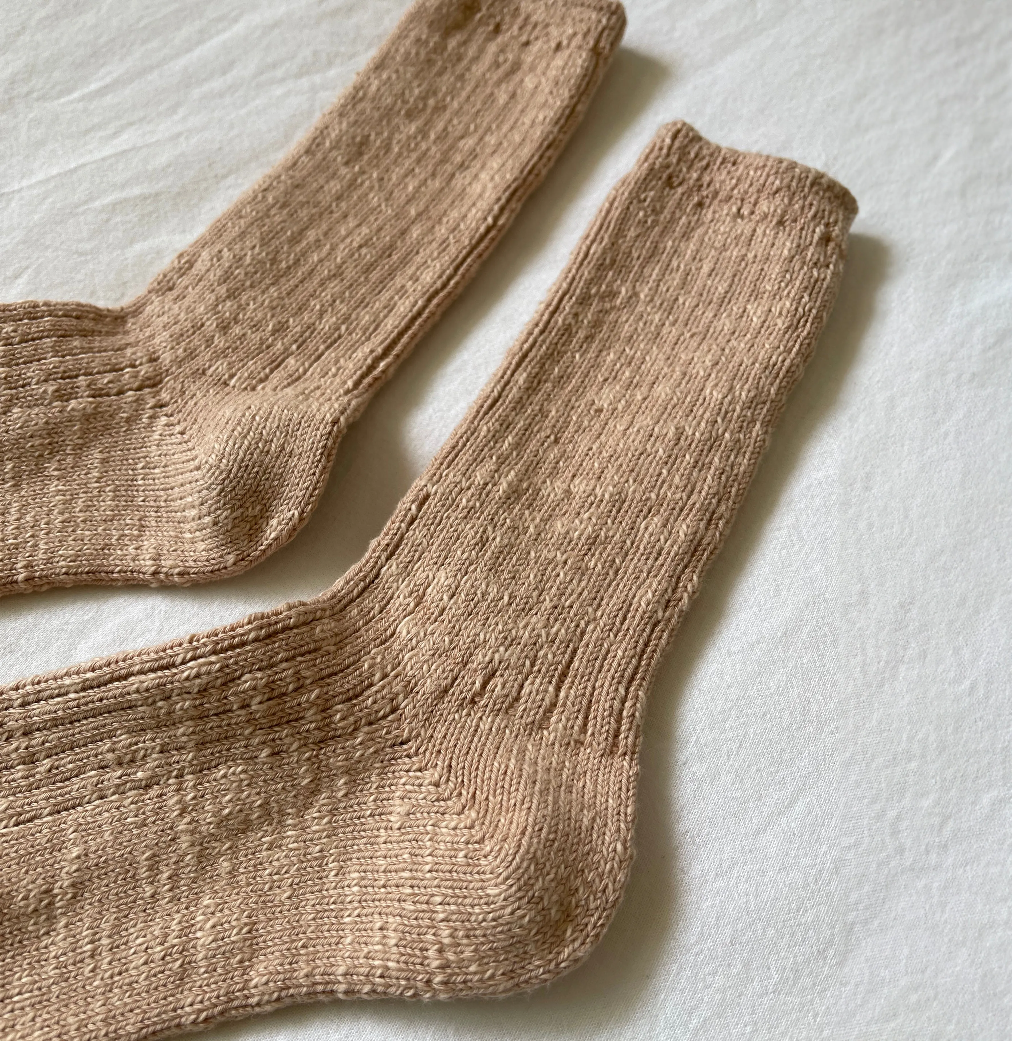 Le Bon Shoppe Peachy Keen Cottage Socks